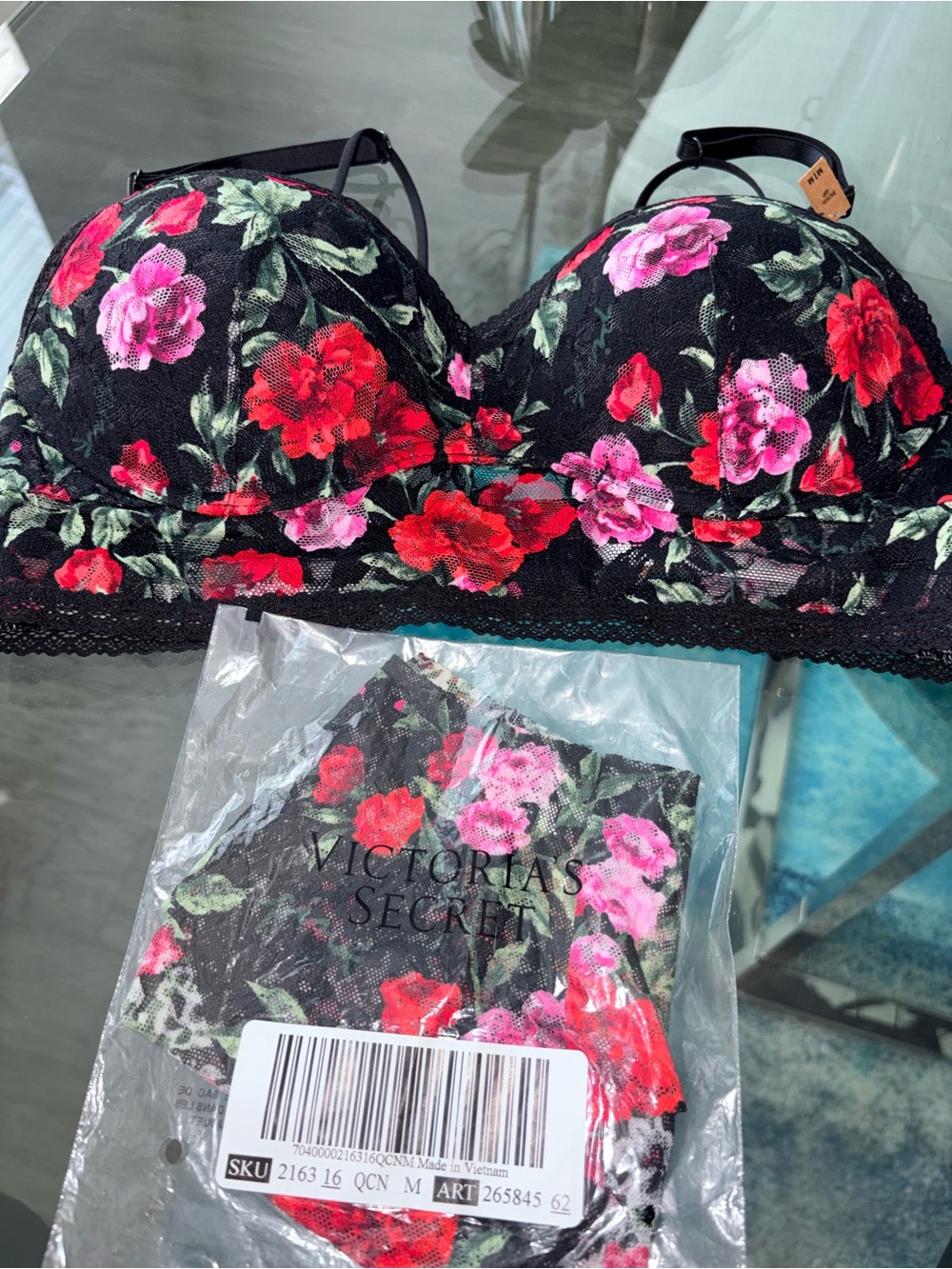 PINK Victoria's Secret Floral Lace Push-Up Bra & Panties